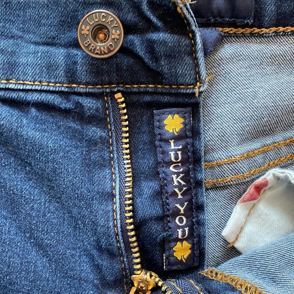 🍀LUCKY BRAND 🍀Blue jeans America . Size 4/27 Regular. - Picture 4 of 13